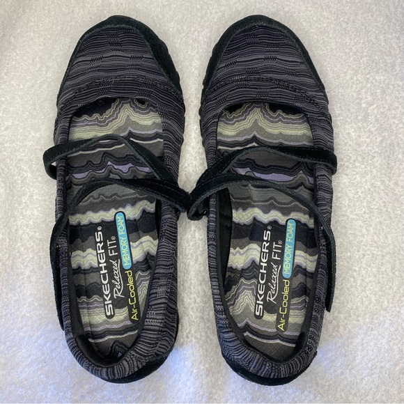 Skechers Bikers Ripples Mary Jane Shoes Womens Size 6 Textured Black 49343 EUC - Picture 9 of 13